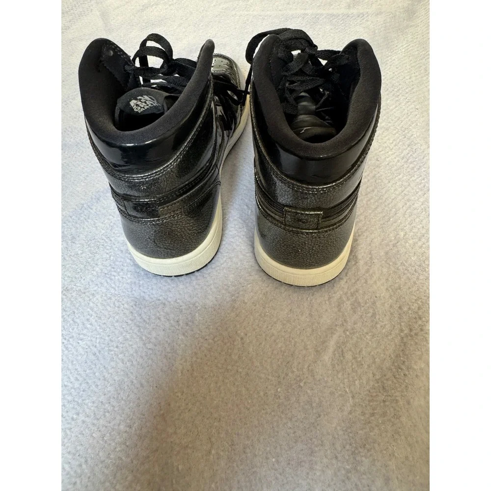 Nike Air Jordan 1 Retro High Black Metallic Silver Sneakers 332550-017 Mens 10
